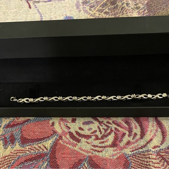 Kay Jewelers Silver Bracelet - Picture 3 of 4